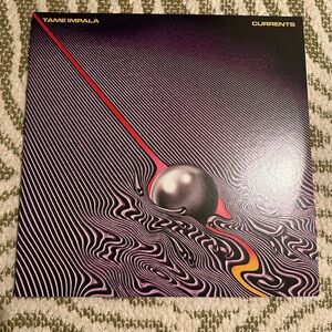 TAME IMPALA CURRENTS VINYL